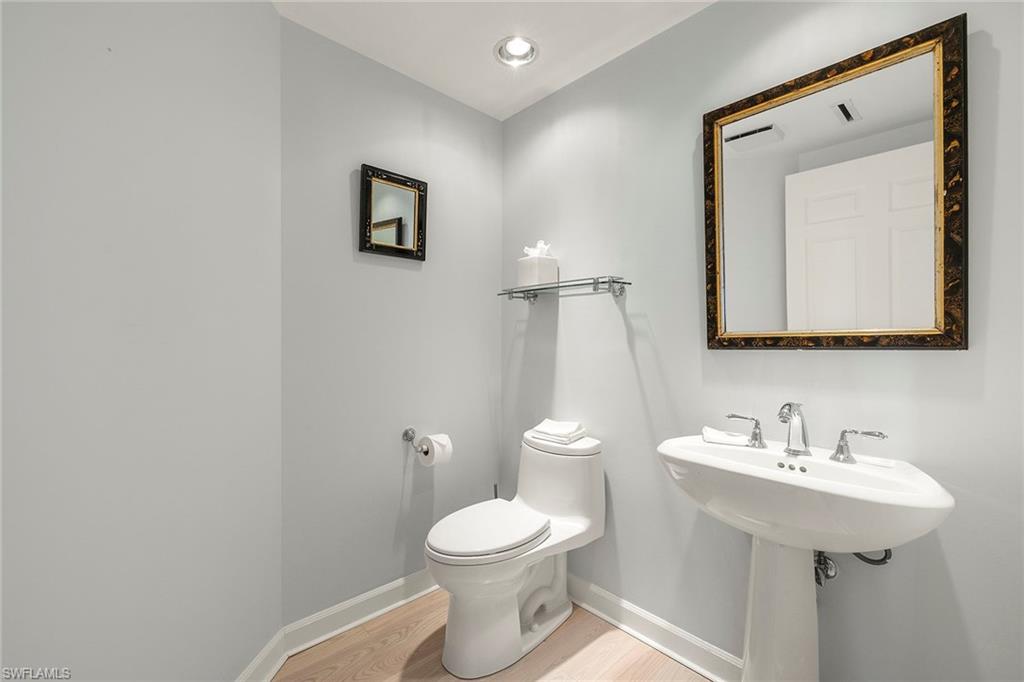 BILTMORE AT BAY COLONY - Residential