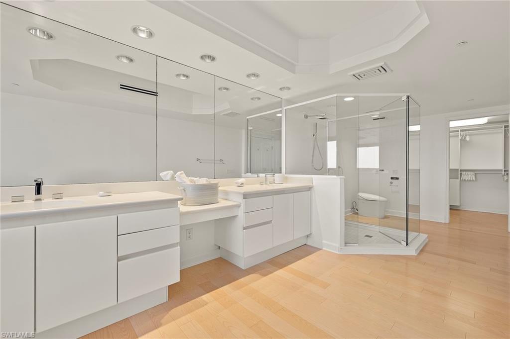 BILTMORE AT BAY COLONY - Residential