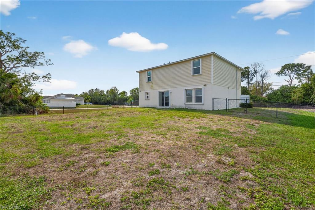 CAPE CORAL - Residential Lease