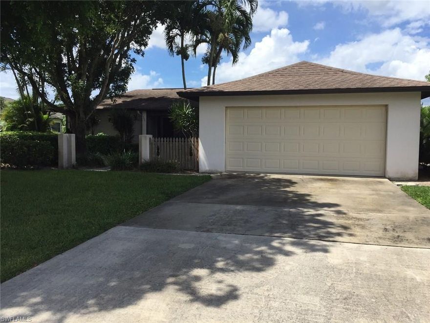 Amazing Home in Lakewood Community, This 3 Bedd 2 Bath Pool Lake View, Hurricane Shutters, Lanai Shutters, Entry Shutters, Plantation shutters in windows. home is ready to go, need a little love, Great Location, 5 Minutes from Downtown Naples and Tin City!!, Please agents see remarks!!