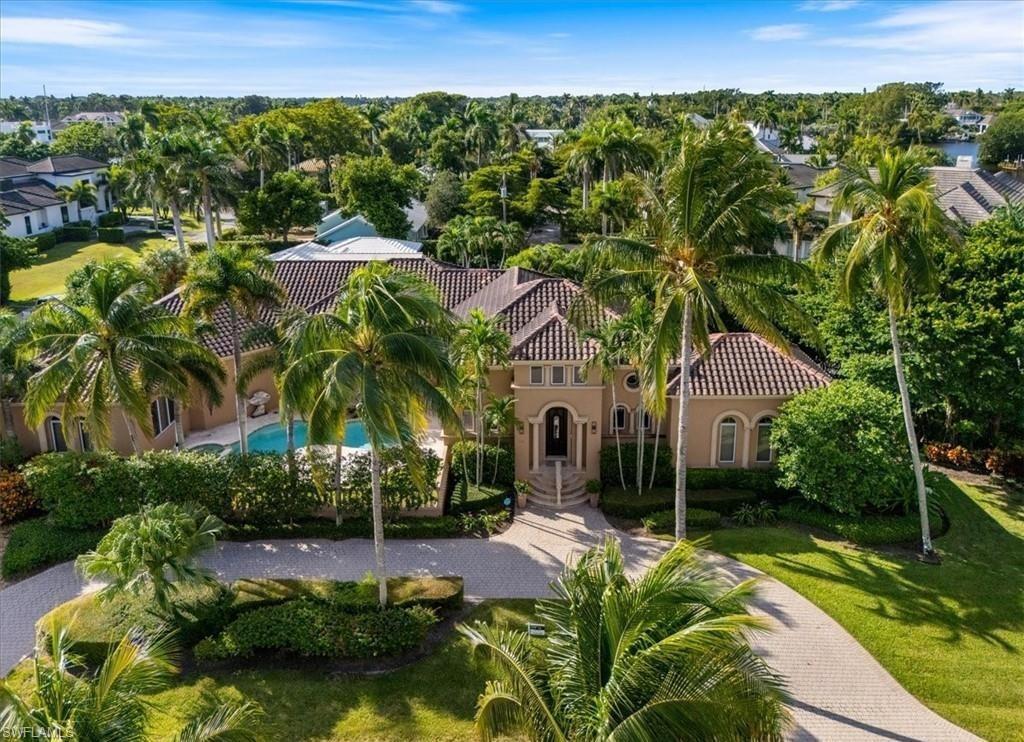 AQUALANE SHORES - Residential Lease