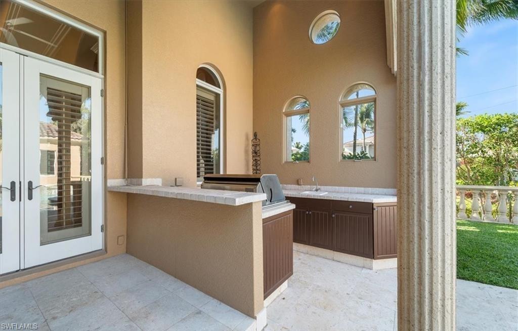 AQUALANE SHORES - Residential Lease