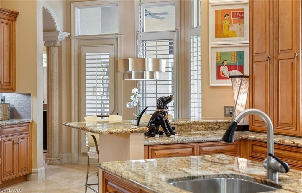 AQUALANE SHORES - Residential Lease