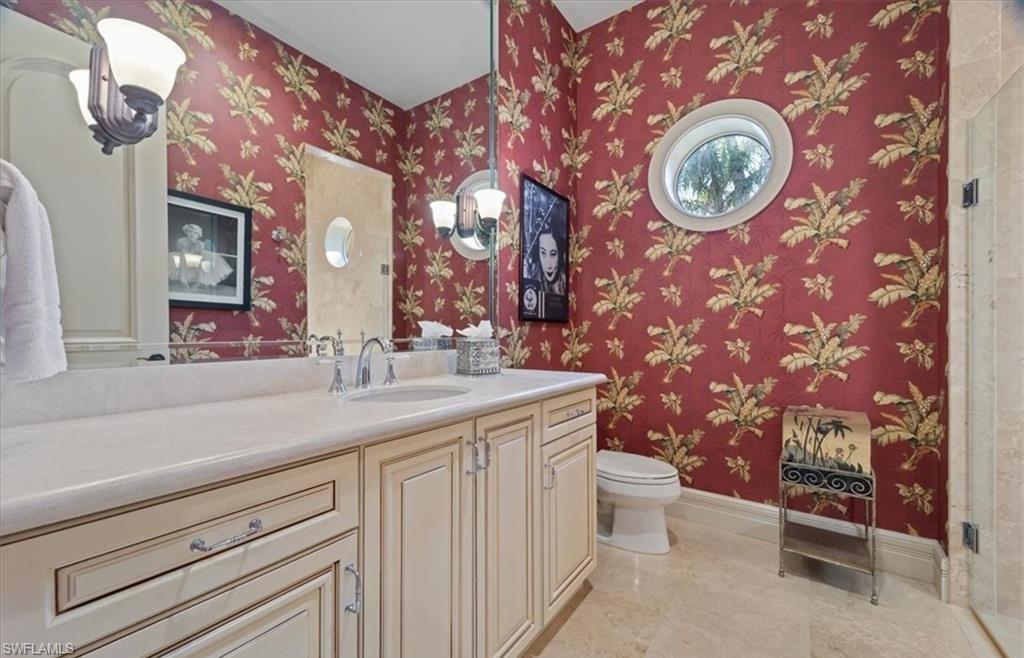 AQUALANE SHORES - Residential Lease