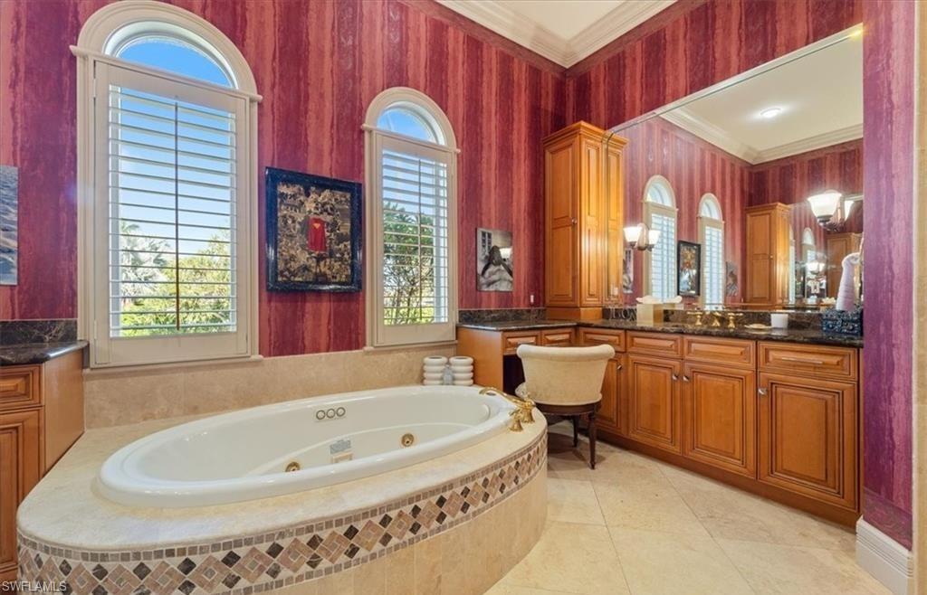 AQUALANE SHORES - Residential Lease