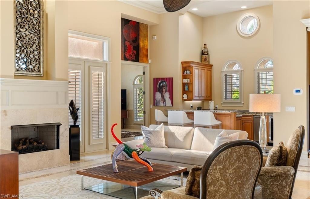 AQUALANE SHORES - Residential Lease