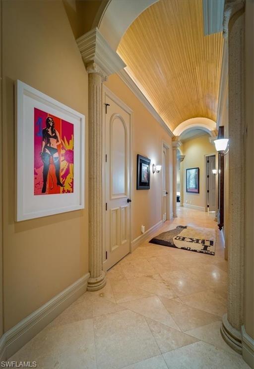 AQUALANE SHORES - Residential Lease