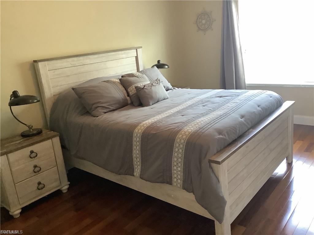 OLYMPIA POINTE - Residential