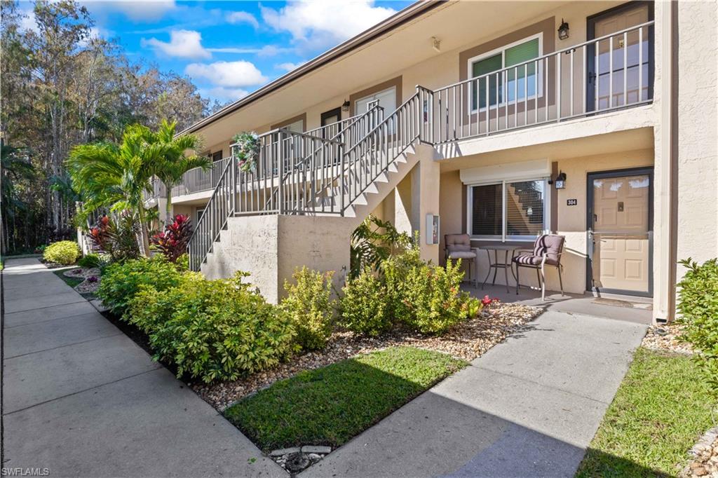 COUNTRY CLUB VILLAGE - Residential