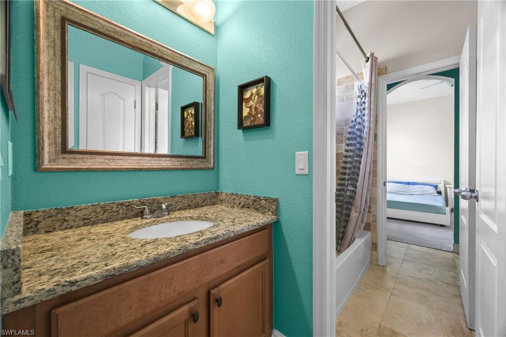 WINDWOOD - Residential