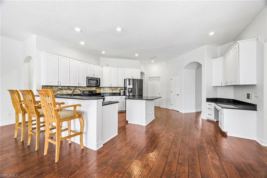 WINDWOOD - Residential