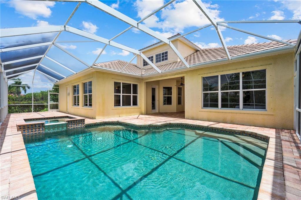 WINDWOOD - Residential