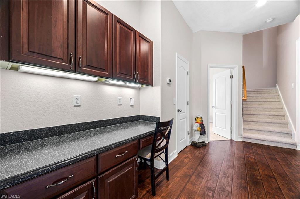 WINDWOOD - Residential