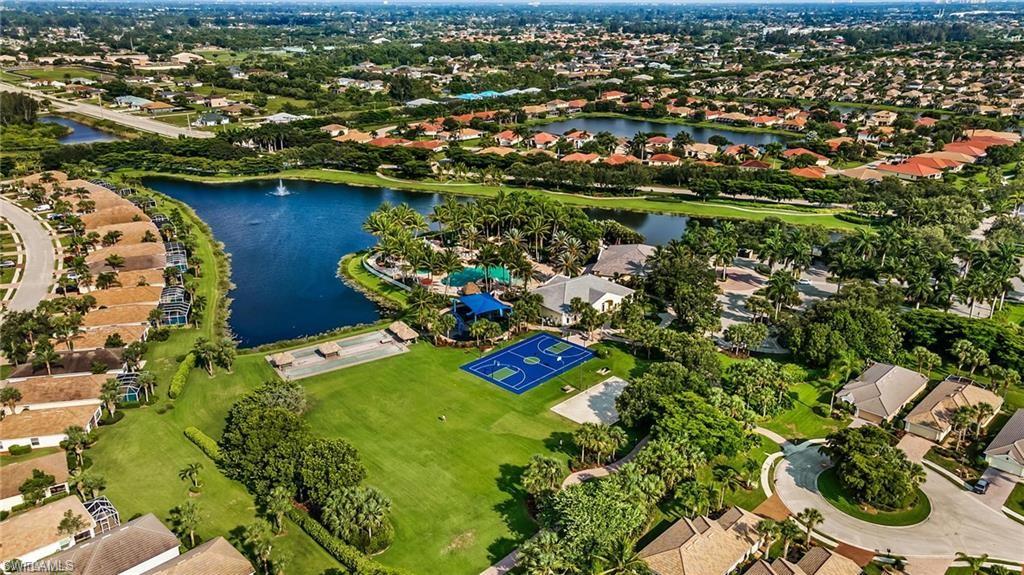 WINDWOOD - Residential