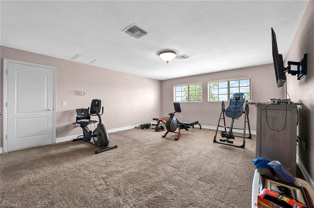 WINDWOOD - Residential