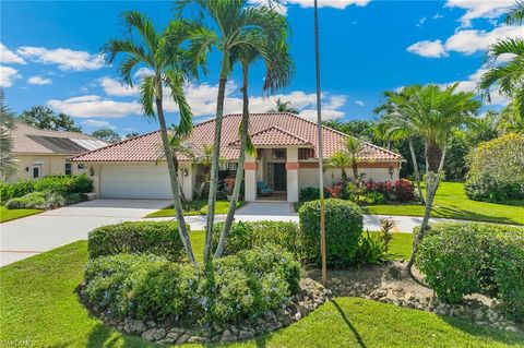 205 Muirfield CIR NAPLES FL 34113
