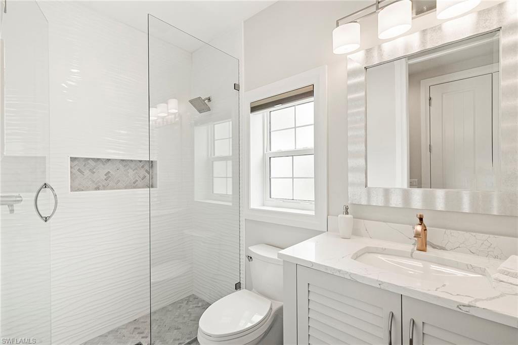 CHANTECLAIR MANOR - Residential