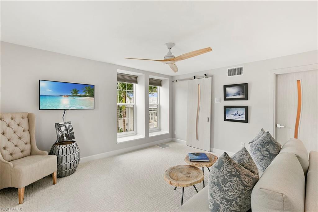 CHANTECLAIR MANOR - Residential