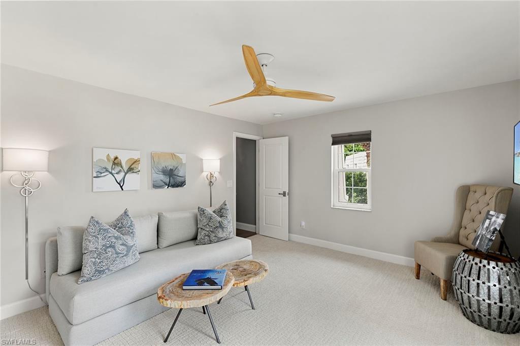 CHANTECLAIR MANOR - Residential