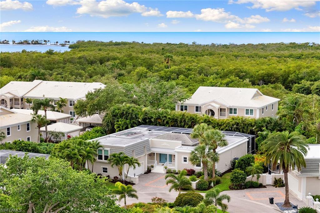 CHANTECLAIR MANOR - Residential