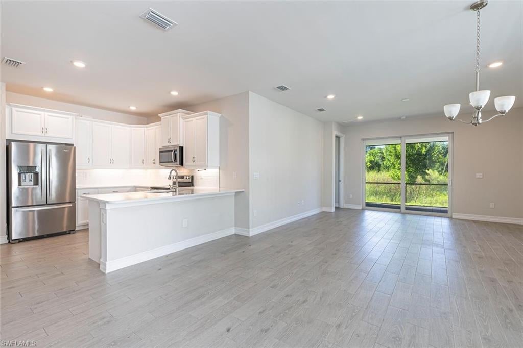1050 ENBROOK LOOP