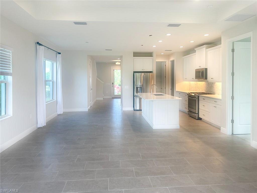 SKYSAIL - Residential