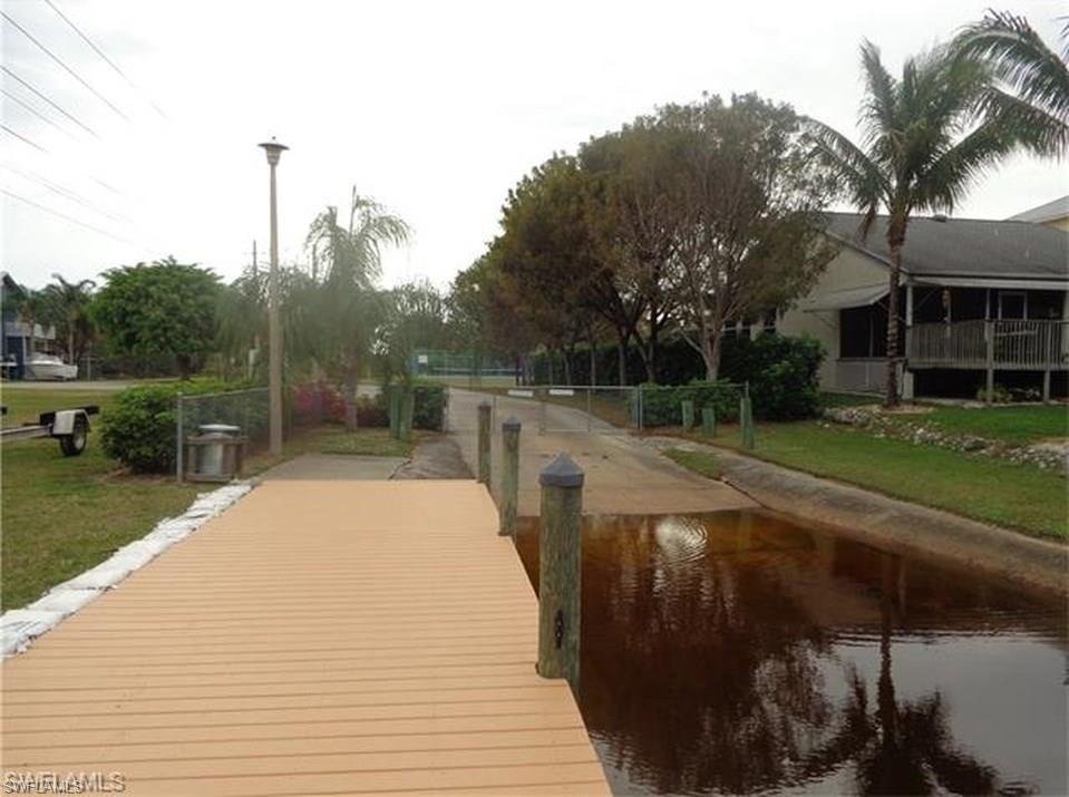 ISLAND PARK WOODLANDS - Residential