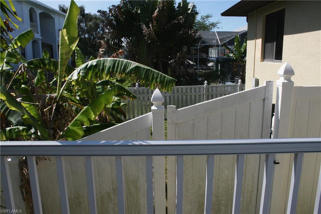 ISLAND PARK WOODLANDS - Residential