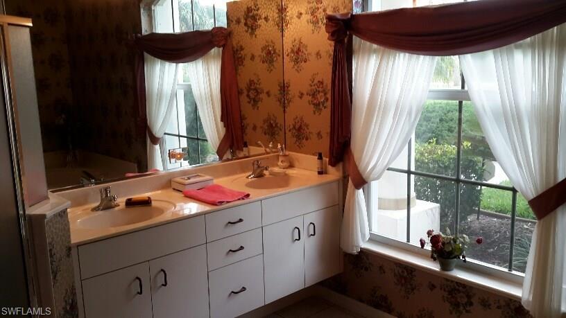 ROTONDA BROADMOOR - Residential