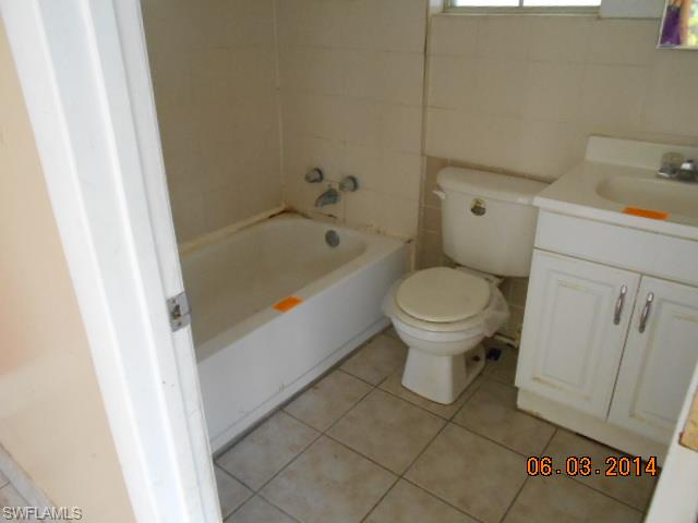 SOUTH GATE - Residential