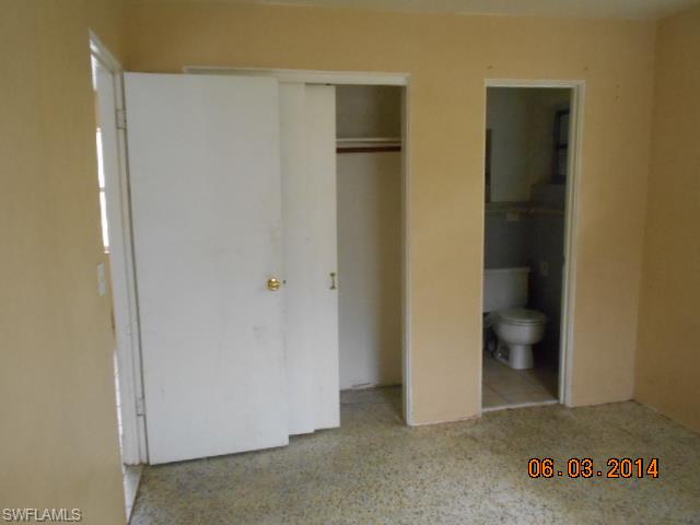 SOUTH GATE - Residential