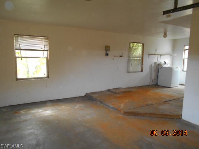 SOUTH GATE - Residential