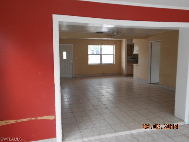 SOUTH GATE - Residential