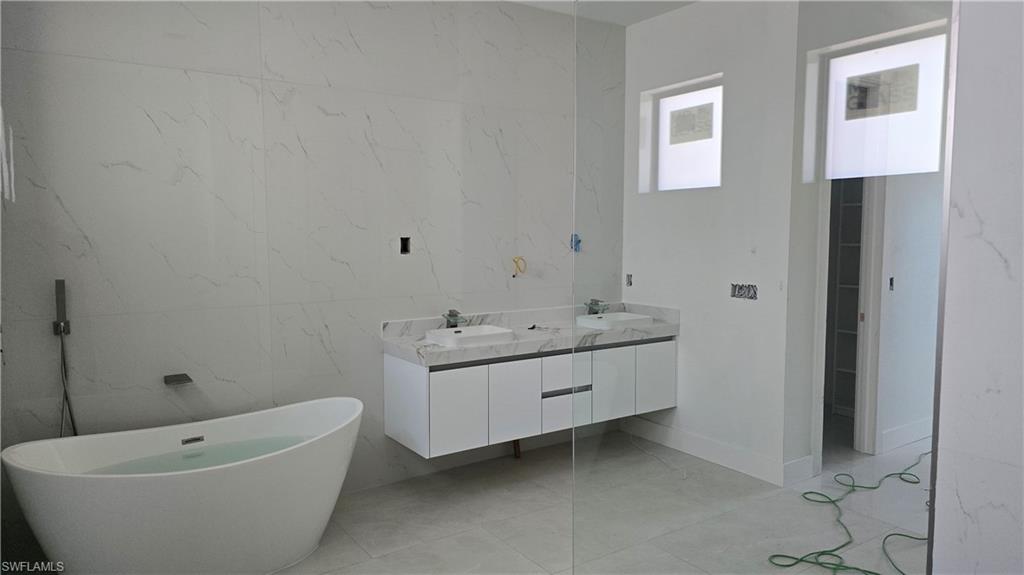 BURNT STORE LAKES - Residential