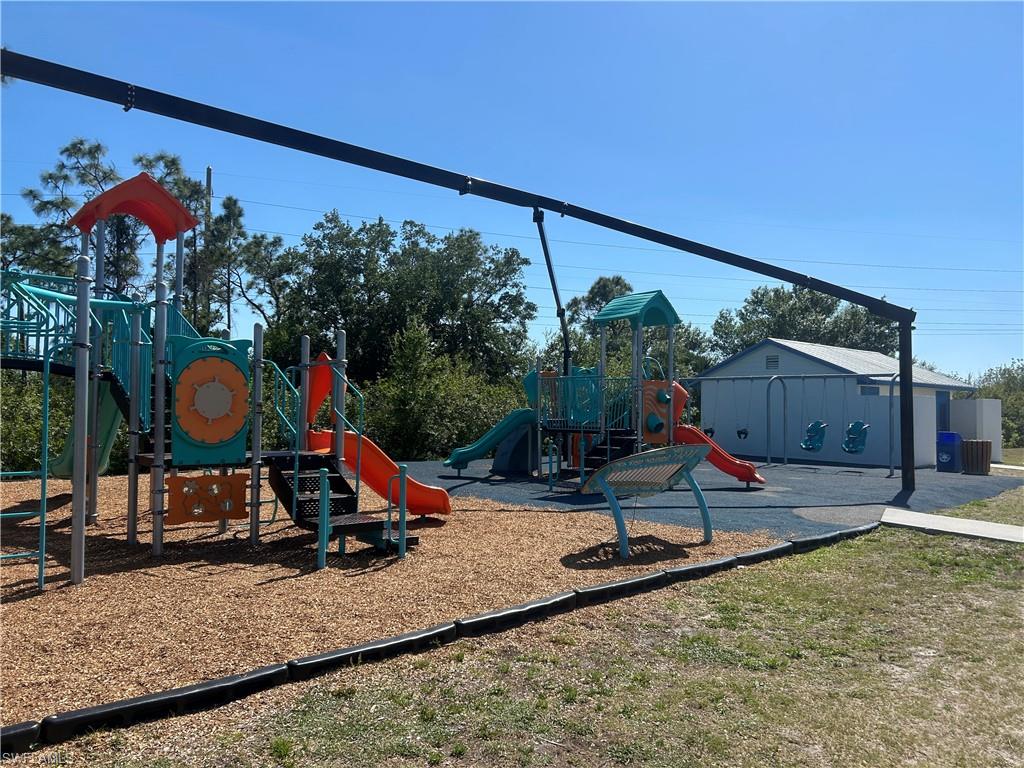 DEEP CREEK - Residential