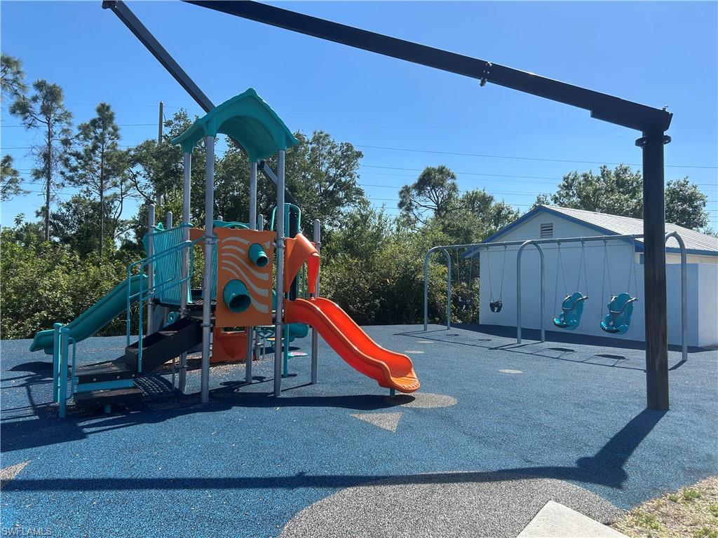 DEEP CREEK - Residential