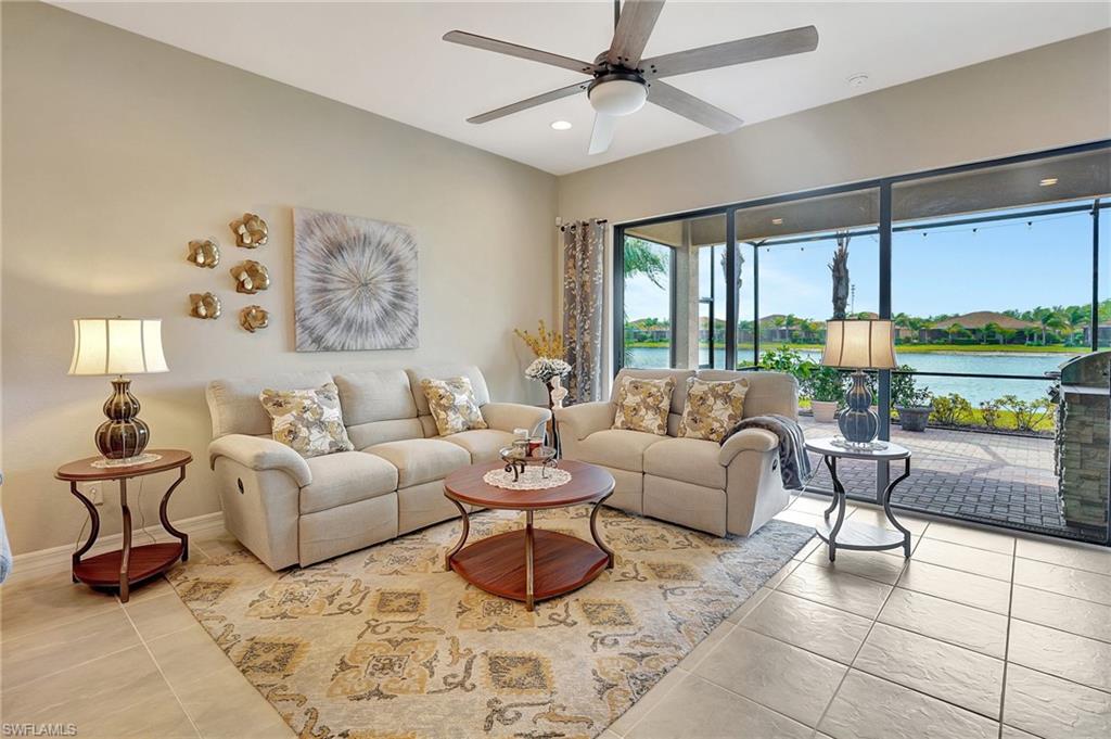 MARINA BAY - Residential