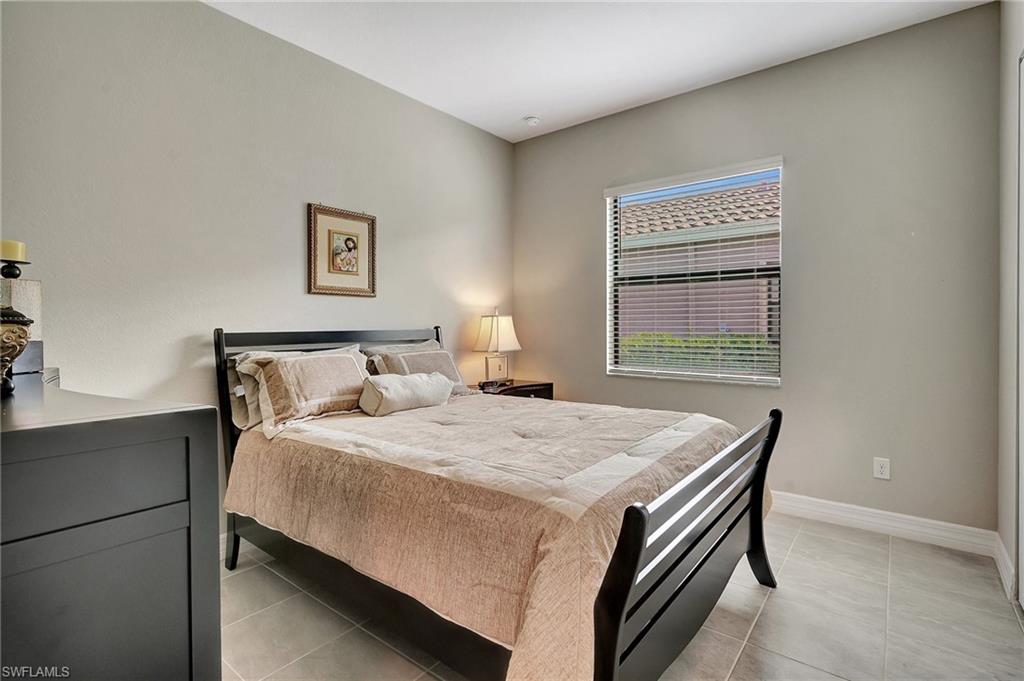 MARINA BAY - Residential