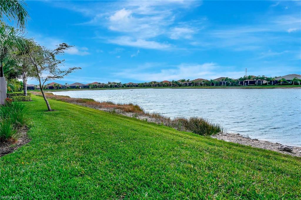 MARINA BAY - Residential