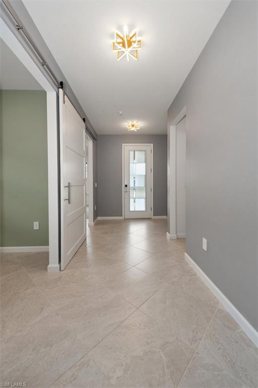 COUNTRY CLUB - Residential