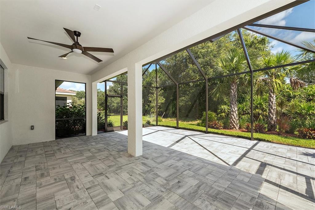 COUNTRY CLUB - Residential