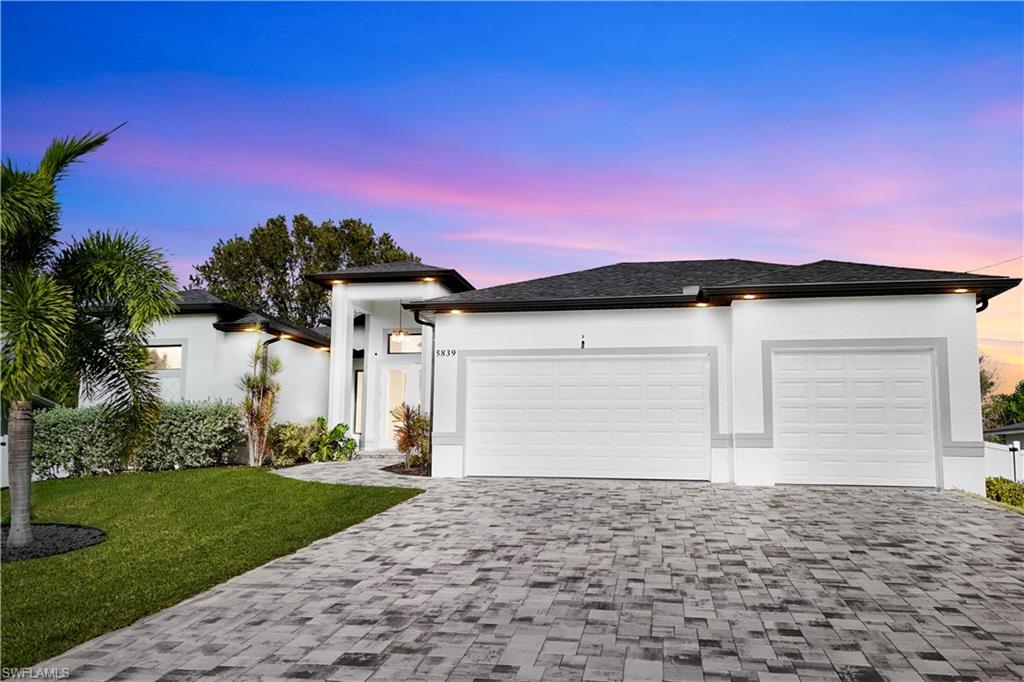 CAPE CORAL - Residential