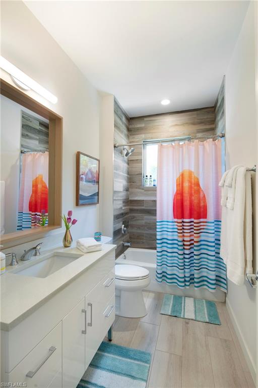 NAPLES PARK - Residential