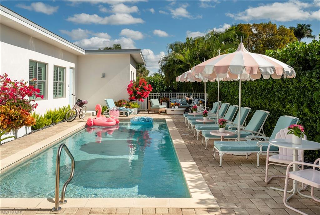 NAPLES PARK - Residential