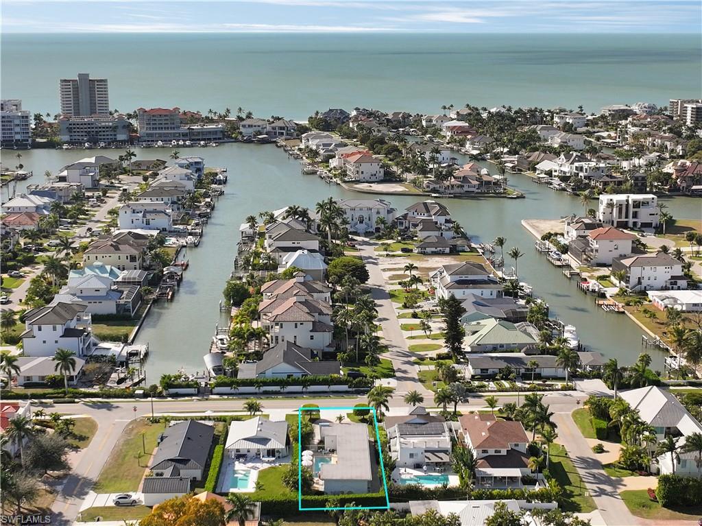 NAPLES PARK - Residential
