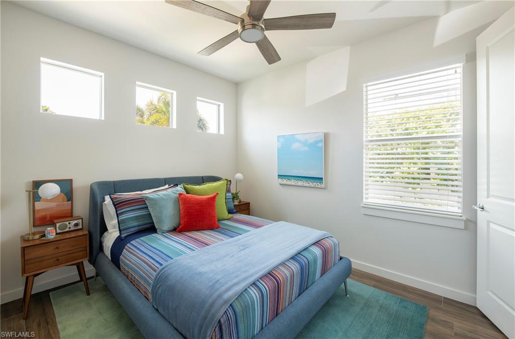 NAPLES PARK - Residential