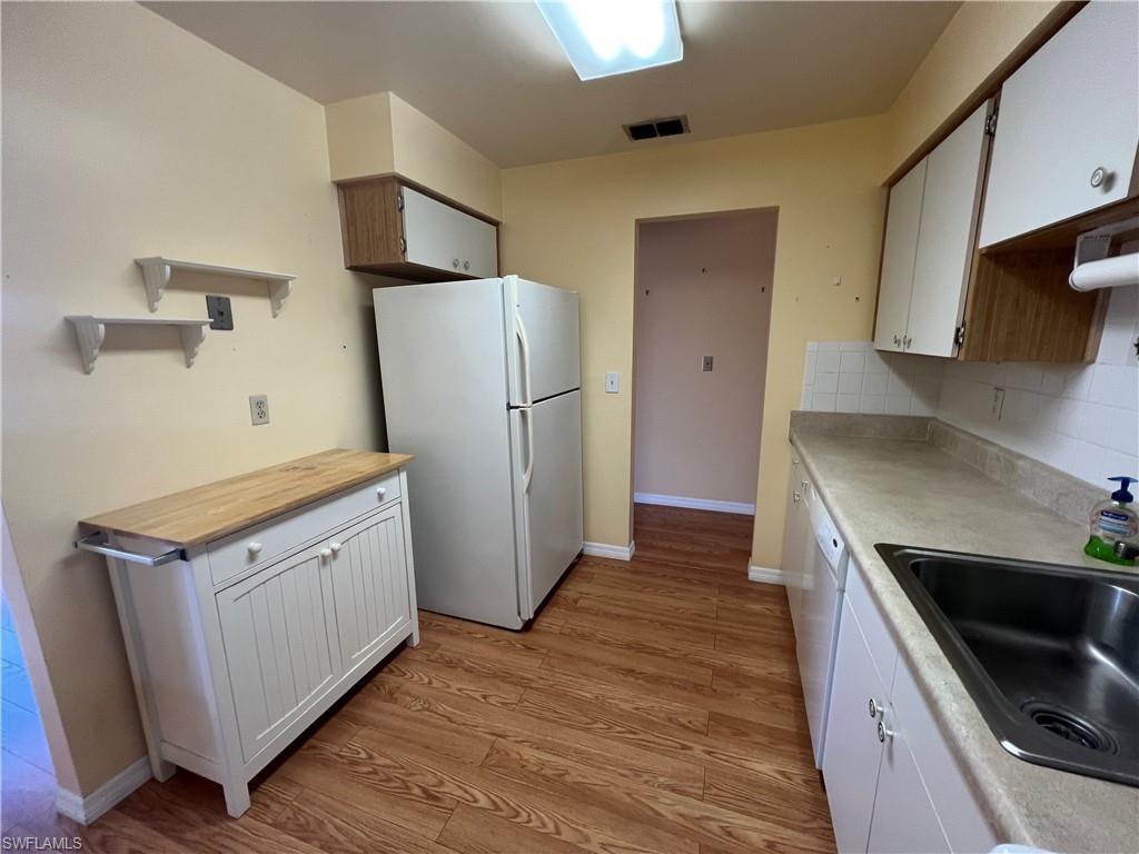 PINEWOOD CONDOMINIUM - Residential