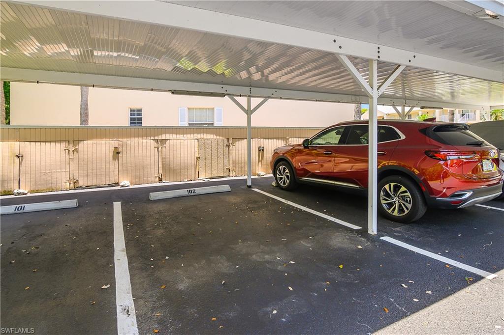 WIGGINS LAKES AND PRESERVES - Residential