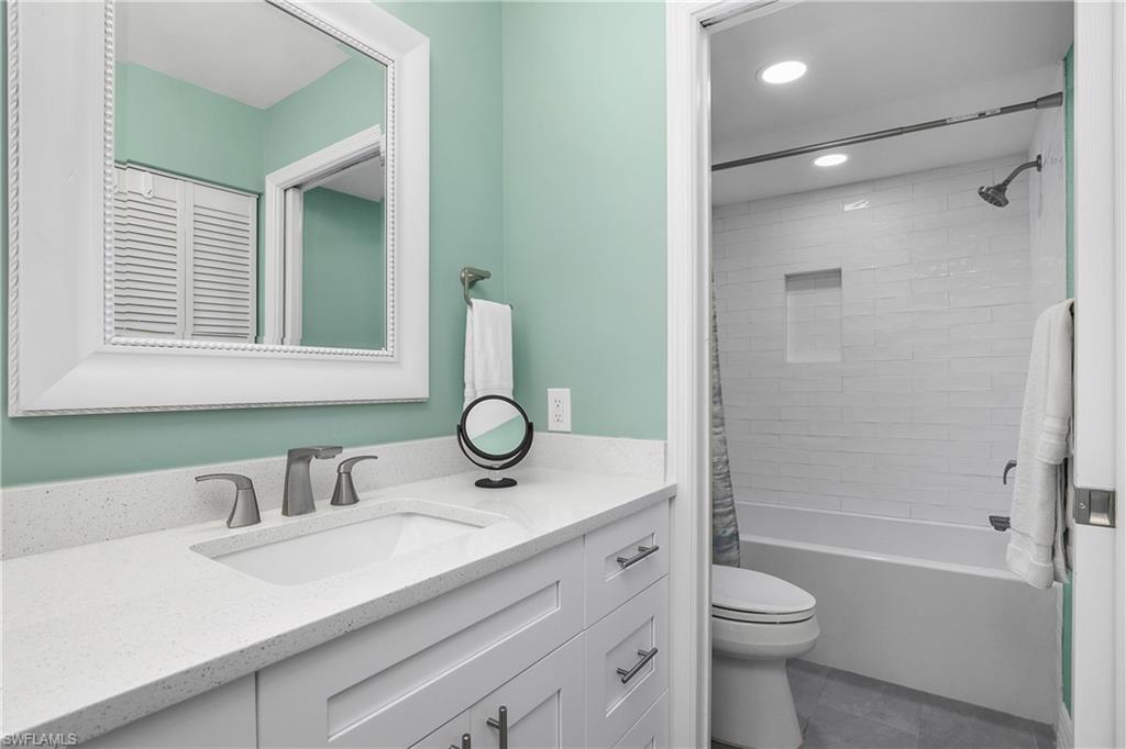 WIGGINS LAKES AND PRESERVES - Residential