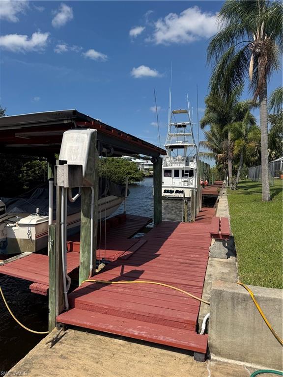 FORT MYERS SHORES - Residential